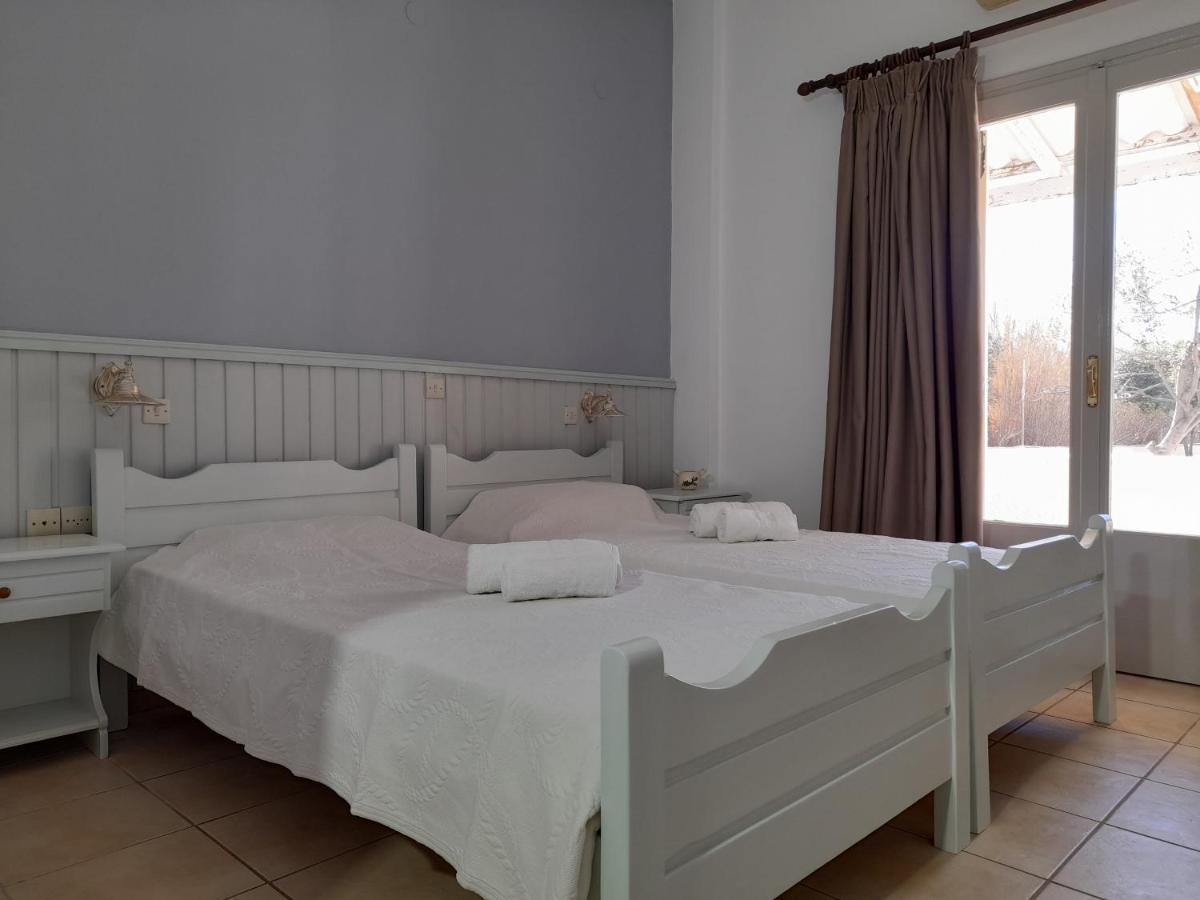 Elia Bed & Breakfast Skala  Exterior photo