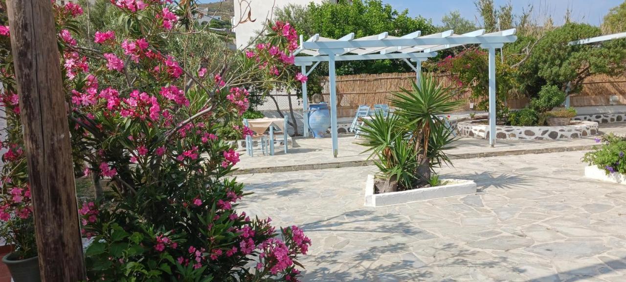 Elia Bed & Breakfast Skala  Exterior photo